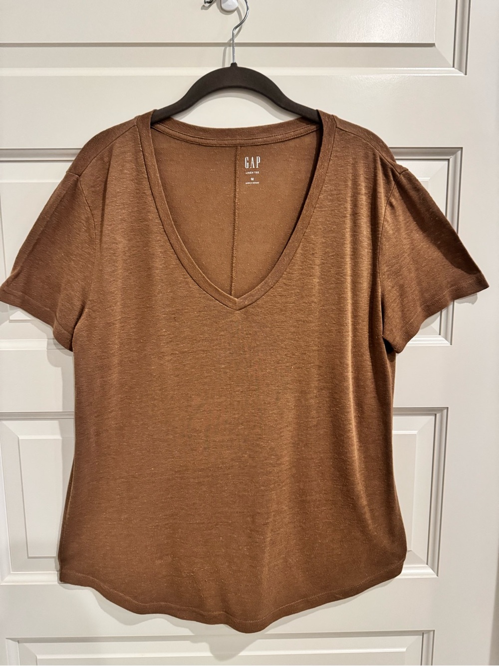 GAP Brown V-Neck Short Sleeve Tee